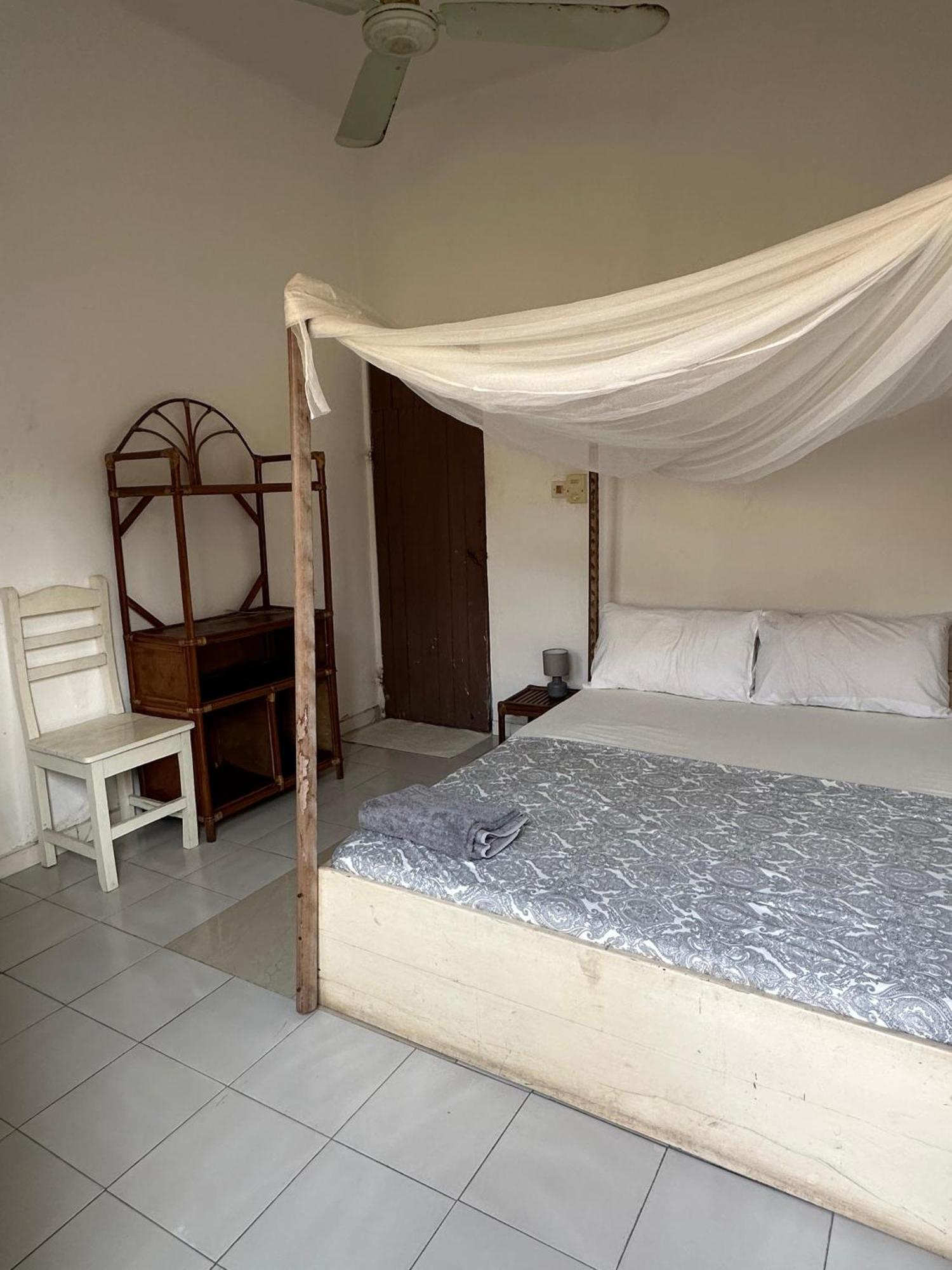 La Guesthouse Etoile Котону Екстер'єр фото