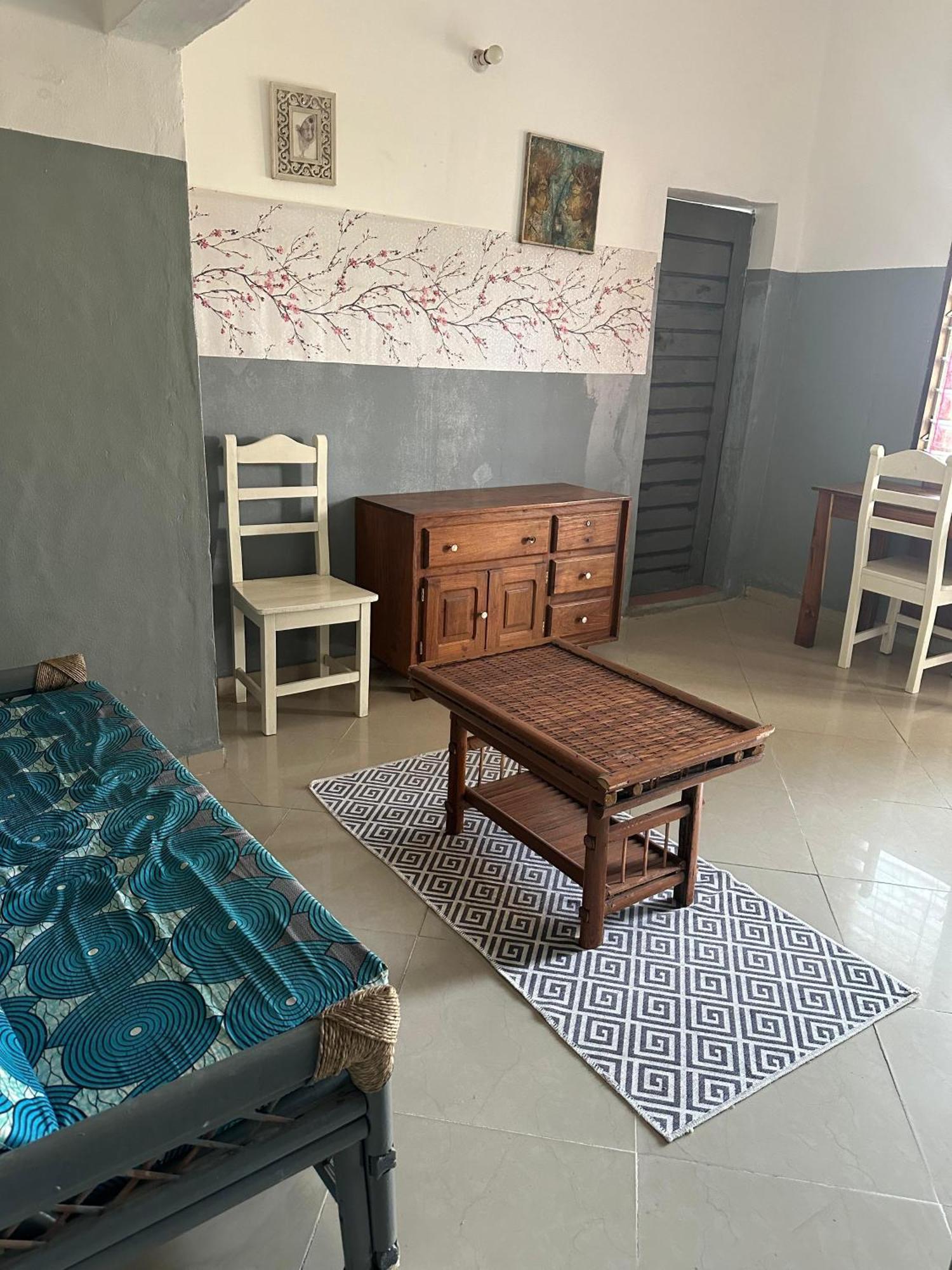 La Guesthouse Etoile Котону Екстер'єр фото