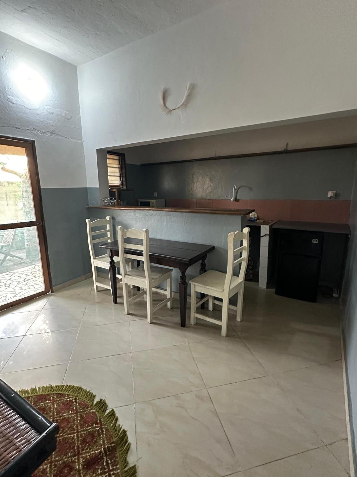La Guesthouse Etoile Котону Екстер'єр фото